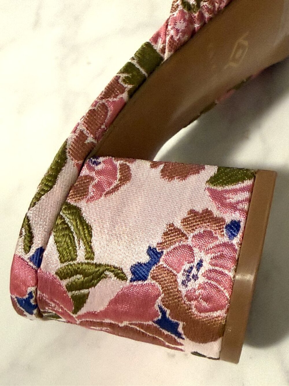 KATY PERRY Tooliped Twisted Sandals - Picture 10 of 12